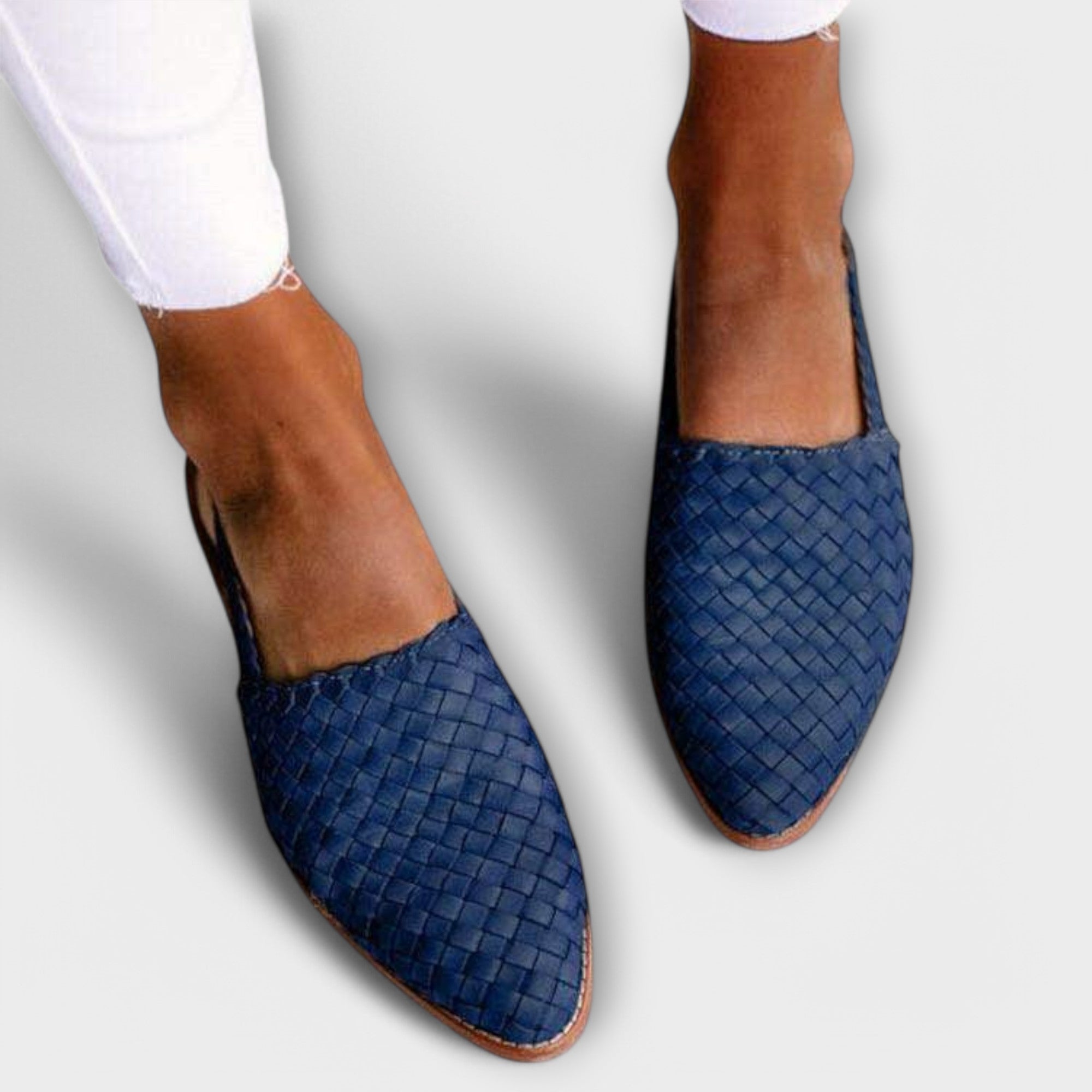 Lavinia | Pointed-Toe Woven Flat Shoes
