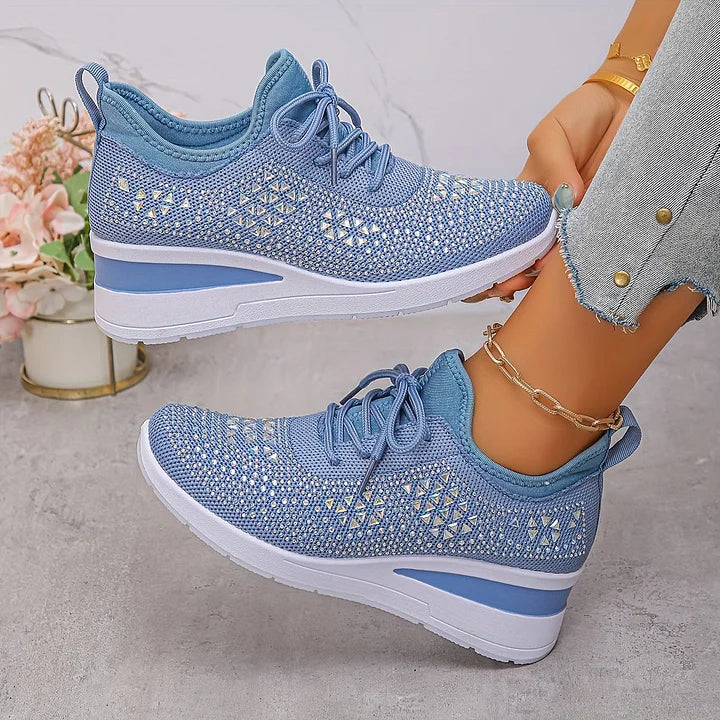 Gwendolyn Lightweight Lace-Up Sneakers