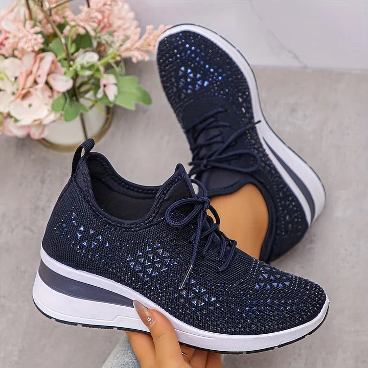 Gwendolyn Lightweight Lace-Up Sneakers