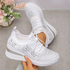 Gwendolyn Lightweight Lace-Up Sneakers