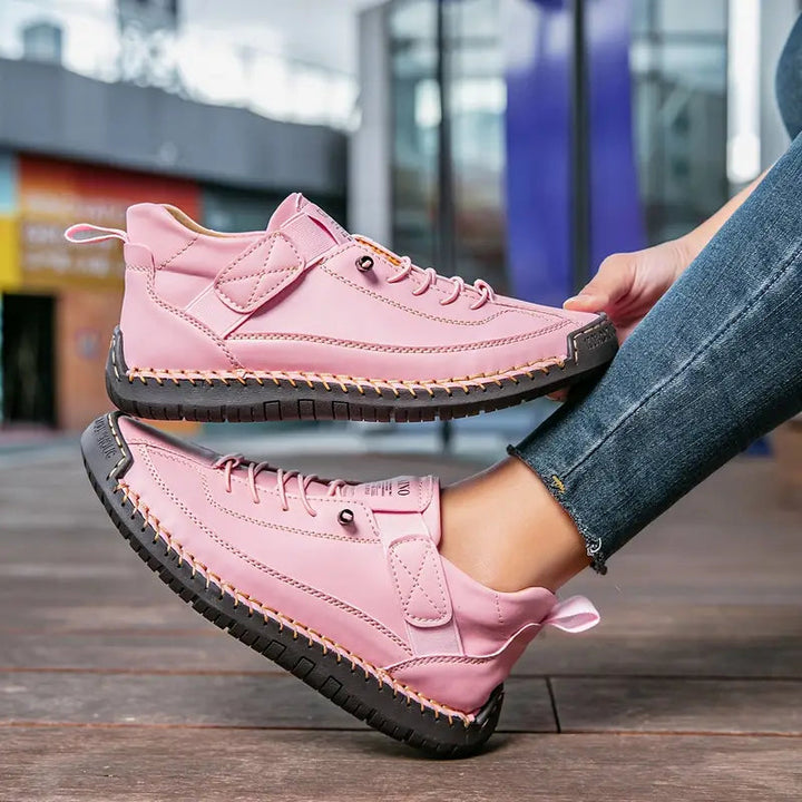 Phoebe sneakers lifestyle 3