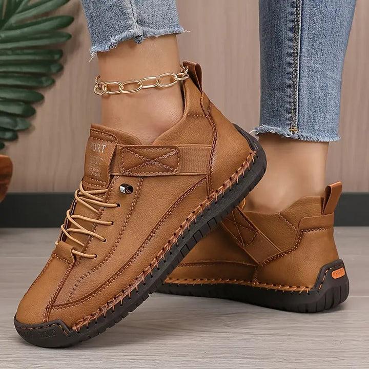 Phoebe sneakers in Brown