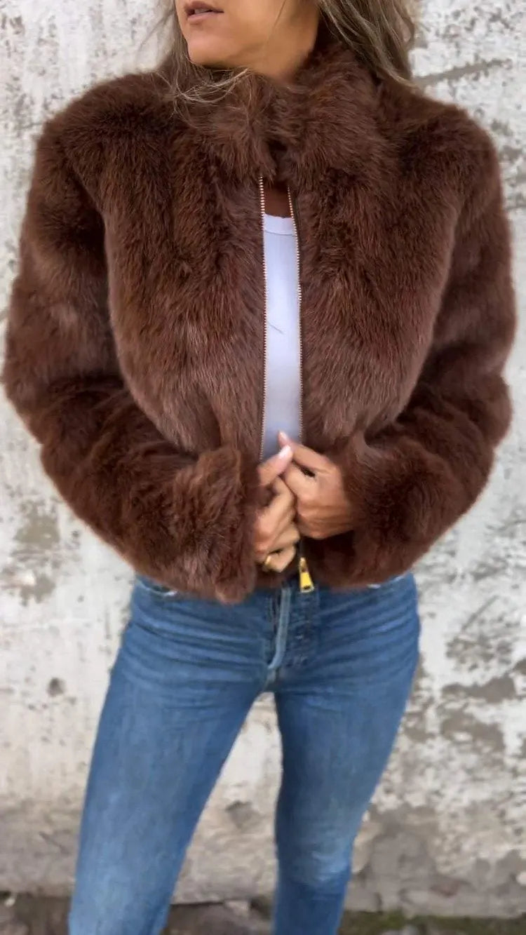 Faux Fur Cropped Jacket with High Collar – detail 2