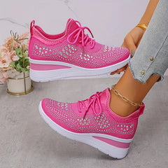 Gwendolyn Lightweight Lace-Up Sneakers