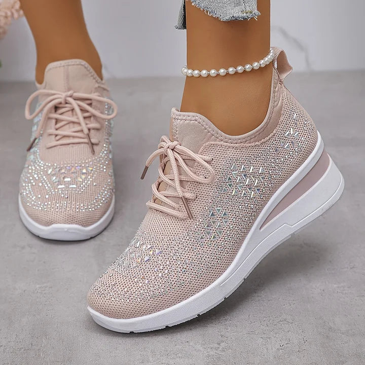 Gwendolyn Lightweight Lace-Up Sneakers