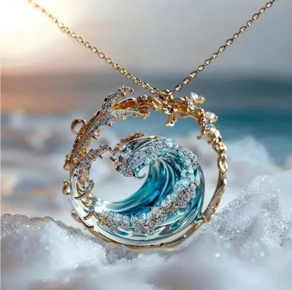 Cordelia Ocean Pendant Necklace Gold