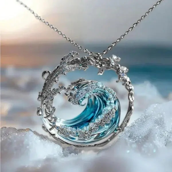 Cordelia Ocean Pendant Necklace Silver