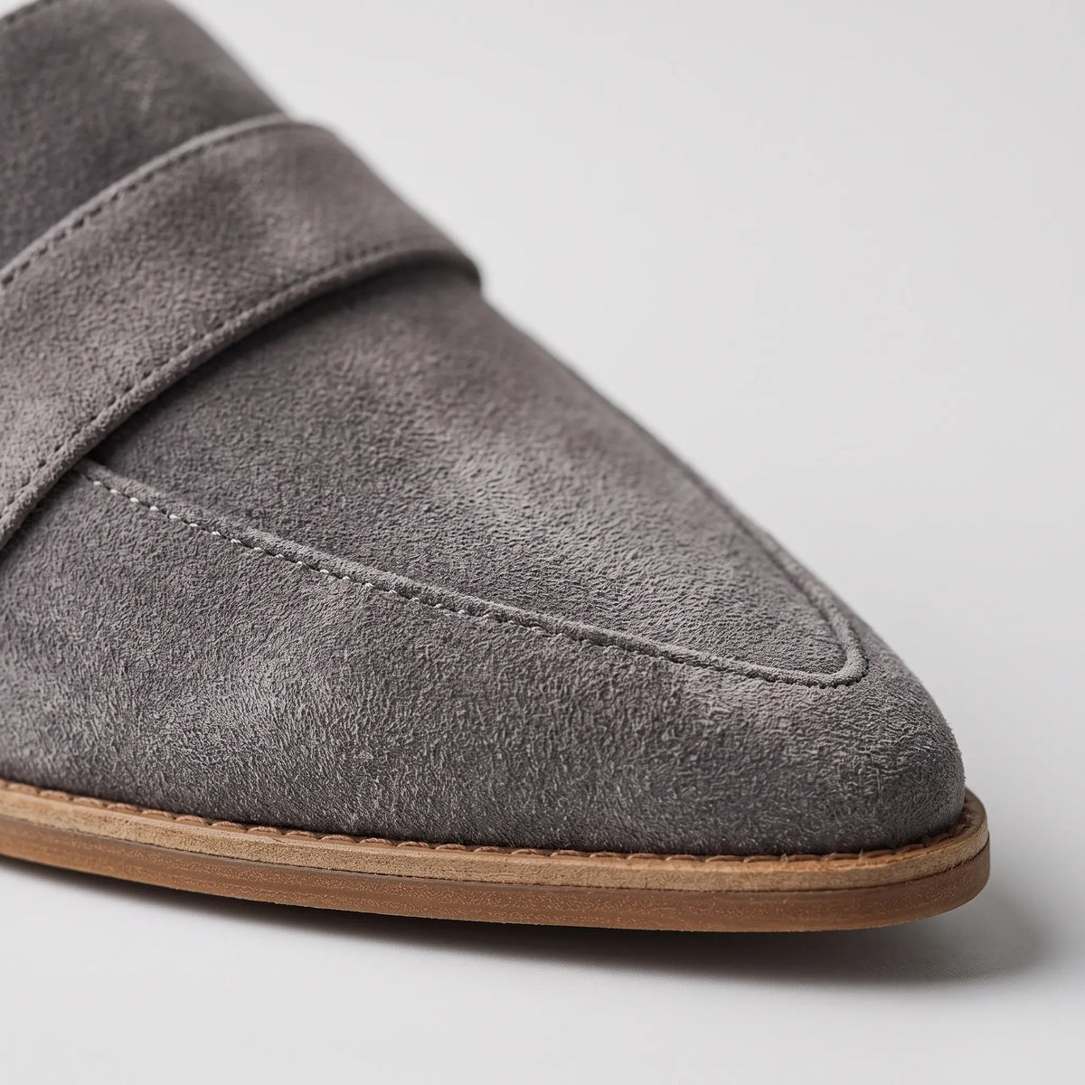 Velmira Pointed Toe Women's Loafers