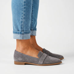 Velmira Pointed Toe Women's Loafers