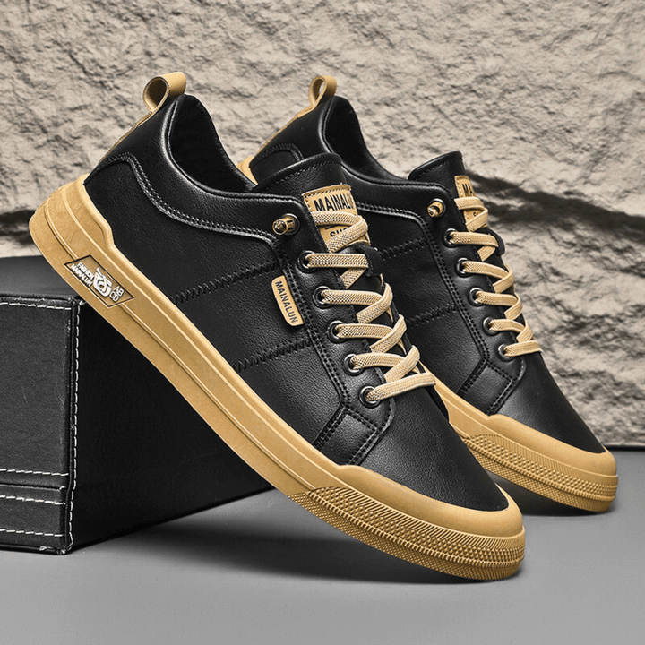 Derek | Classic Lace-Up Everyday Shoe - Black